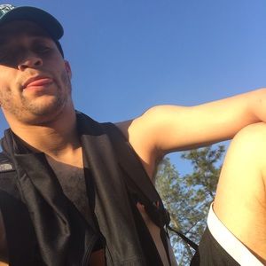 Meet your Posher, Connor